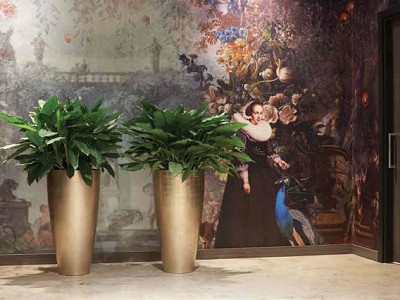 Vita Vase Medium in Light Gold